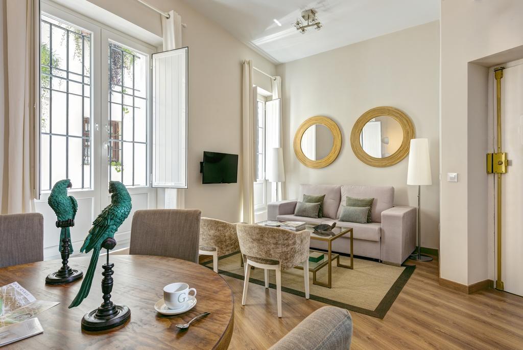 Genteel Home Conde De Ibarra III Sevilla Exterior foto
